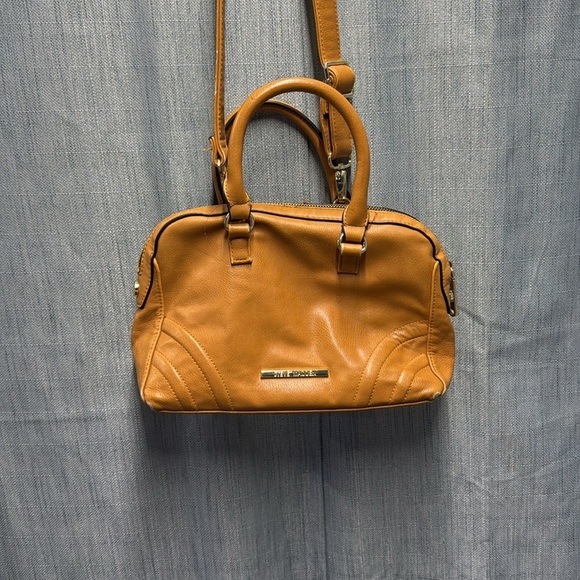 Steve Madden crossbody bag - Picture 1 of 13